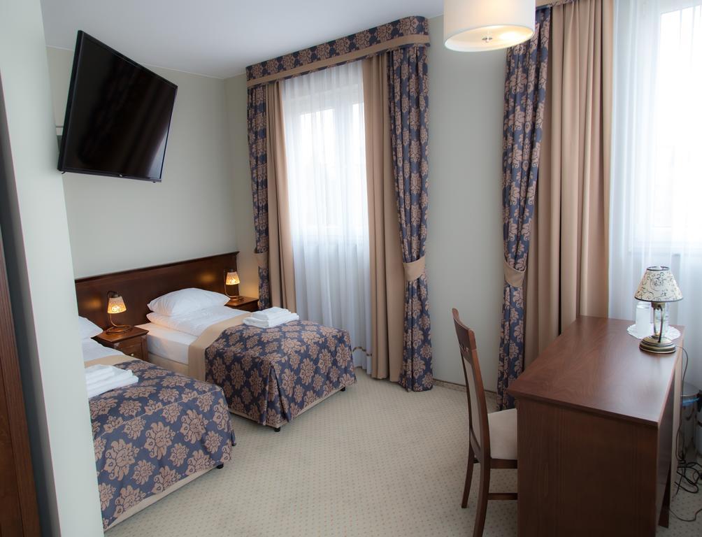 Hotel Imperial Residence サンドミエシュ エクステリア 写真