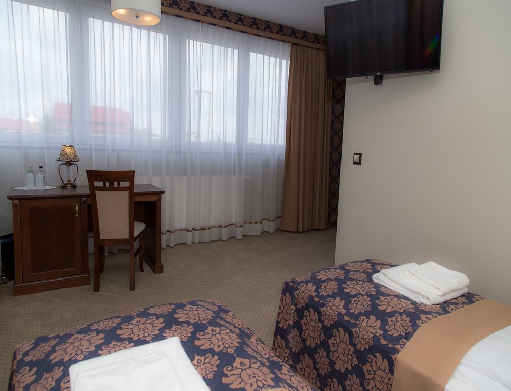 Hotel Imperial Residence サンドミエシュ エクステリア 写真